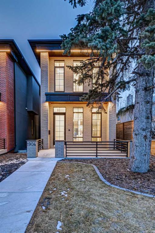 1904 13 Street SW photo 2