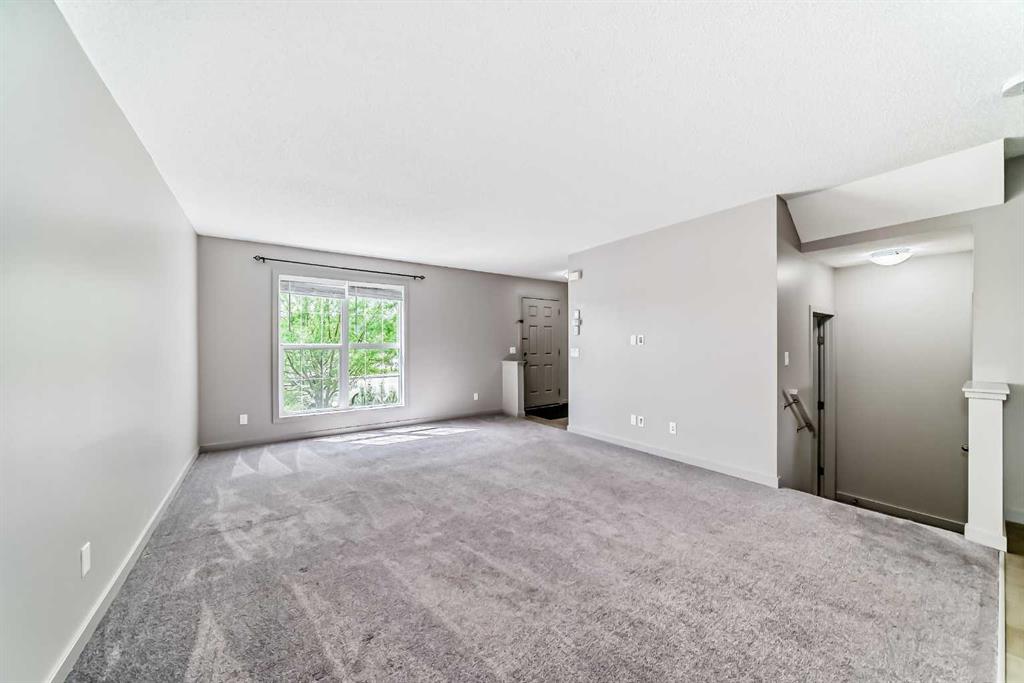 310 Legacy Village Way SE photo 5