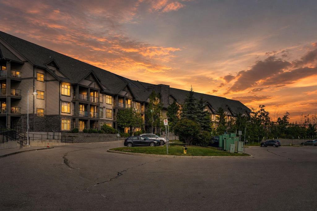 15 Aspenmont Heights SW #214