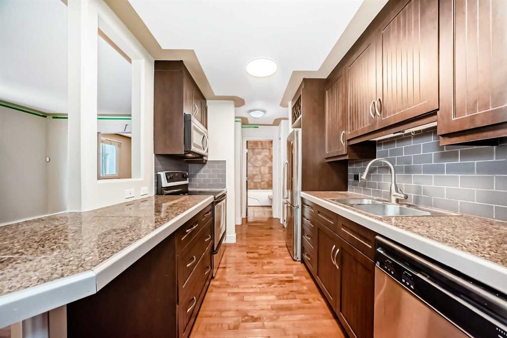 2417 17 Street SW #205 photo 3