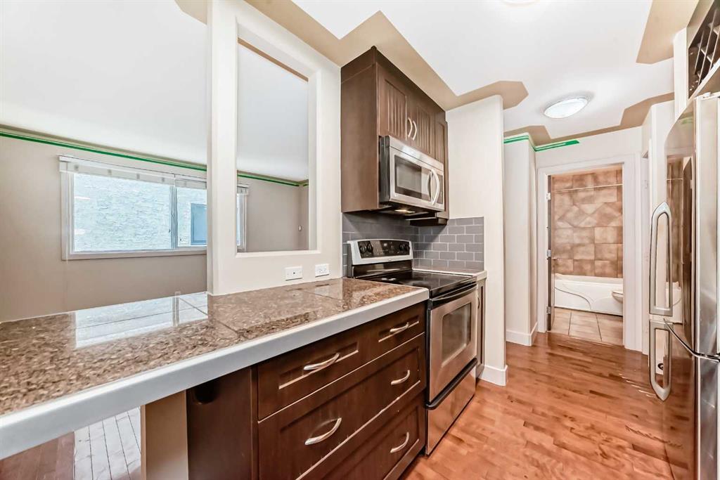 2417 17 Street SW #205 photo 4