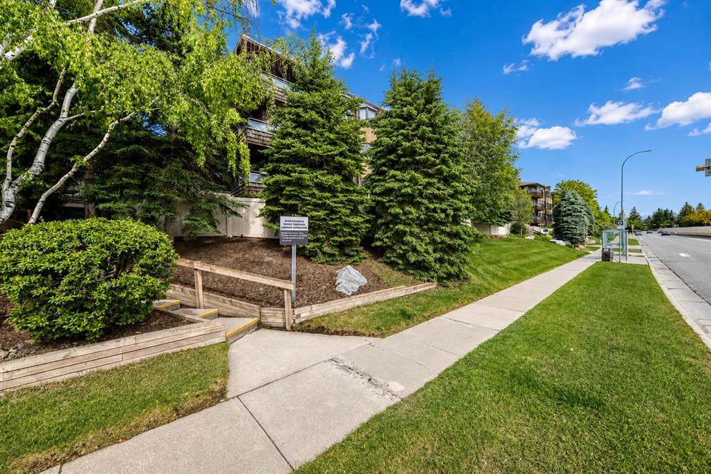3719B 49 Street NW #401 photo 2