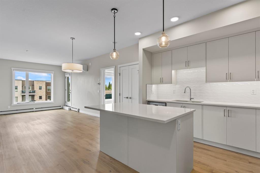 660 Shawnee Square SW #410 photo 3