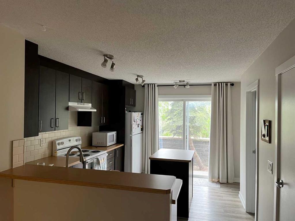2445 Kingsland Road SE #303