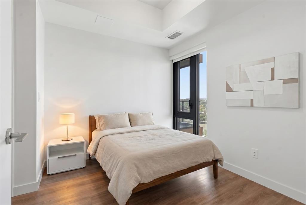 730 2 Avenue #1313 photo 4