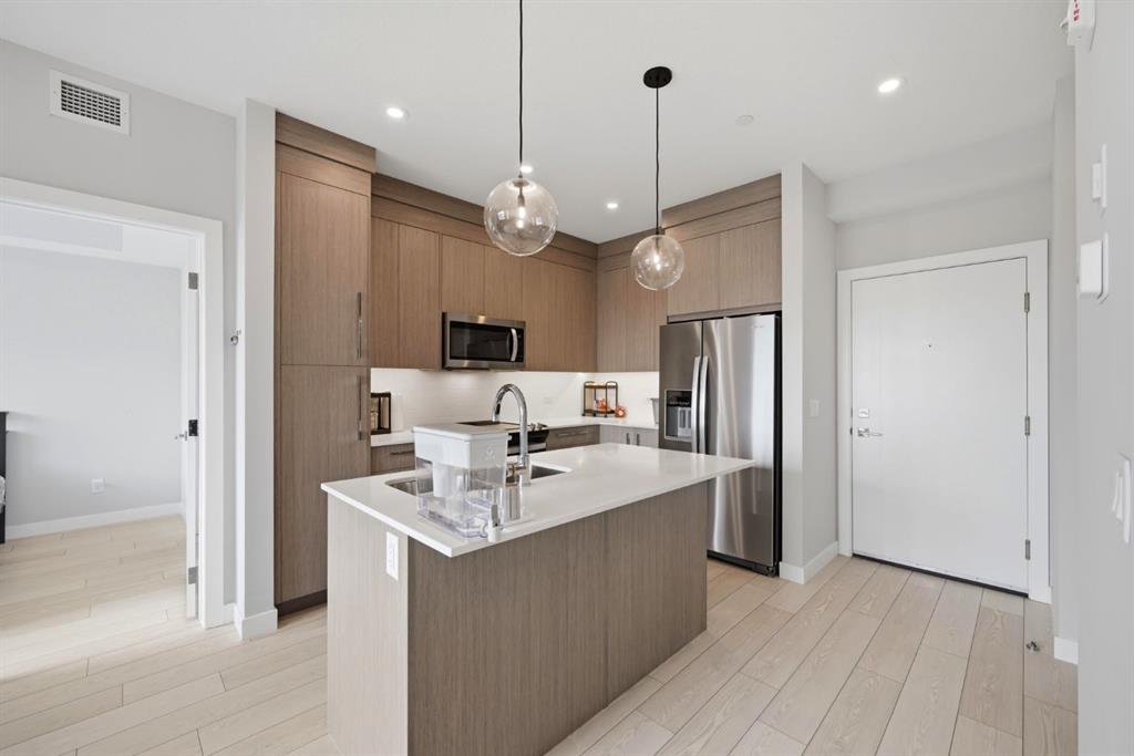 44 Skyview Parkway #2304