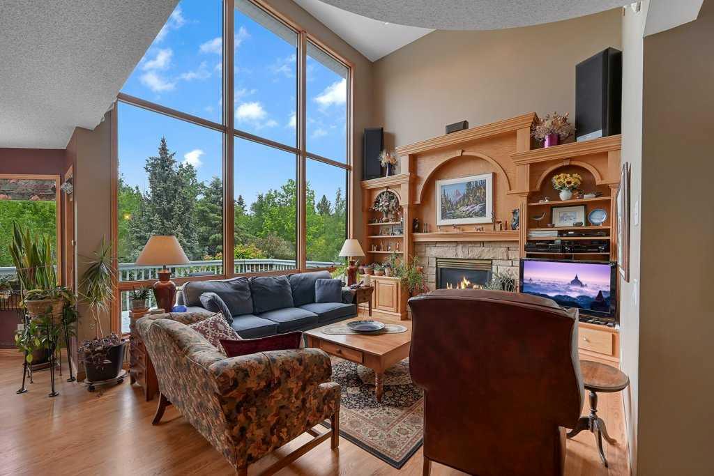 158 Valley Glen Heights NW photo 5