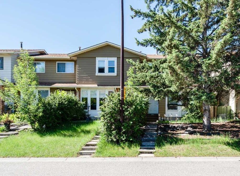 144 Midbend Place SE