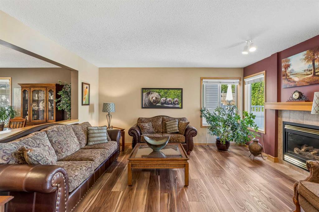 132 Hidden Ranch Crescent NW photo 3