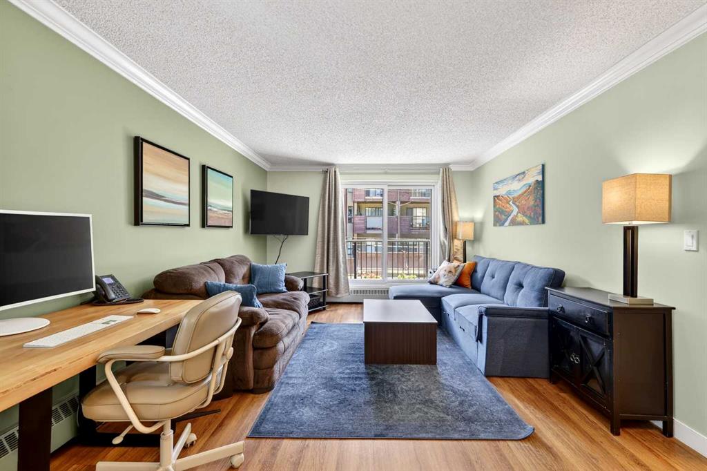 727 56 Avenue SW #203 photo 5