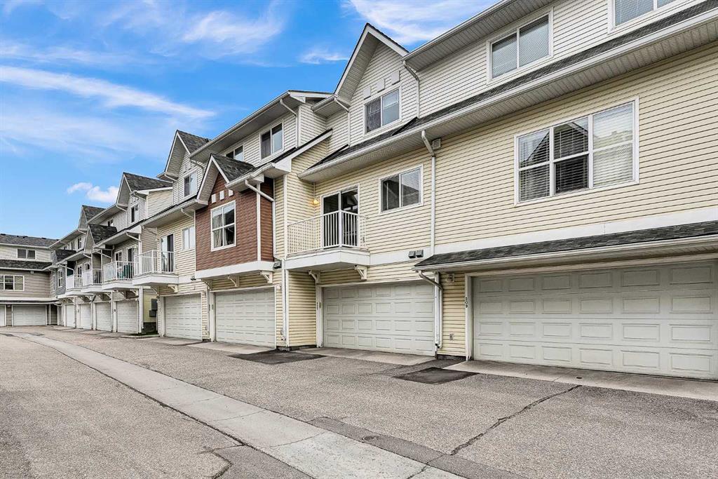 207 Mckenzie Towne Gate SE photo 2