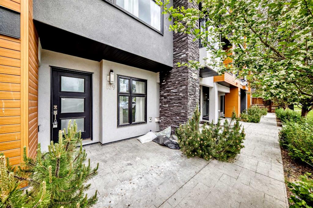 1632 20 Avenue NW #109 photo 3