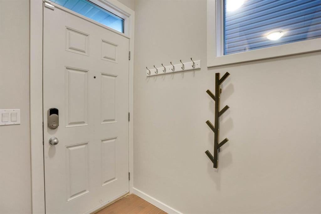 531 Evansborough Way NW photo 3