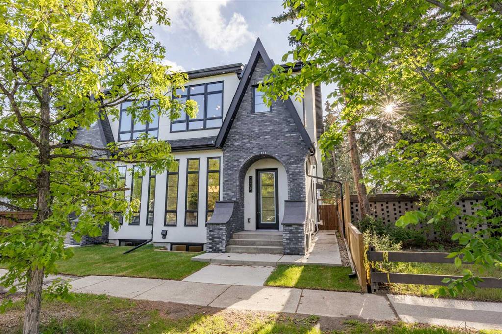 2205 26A Street SW photo 2