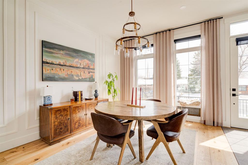 2440 31 Avenue SW photo 3