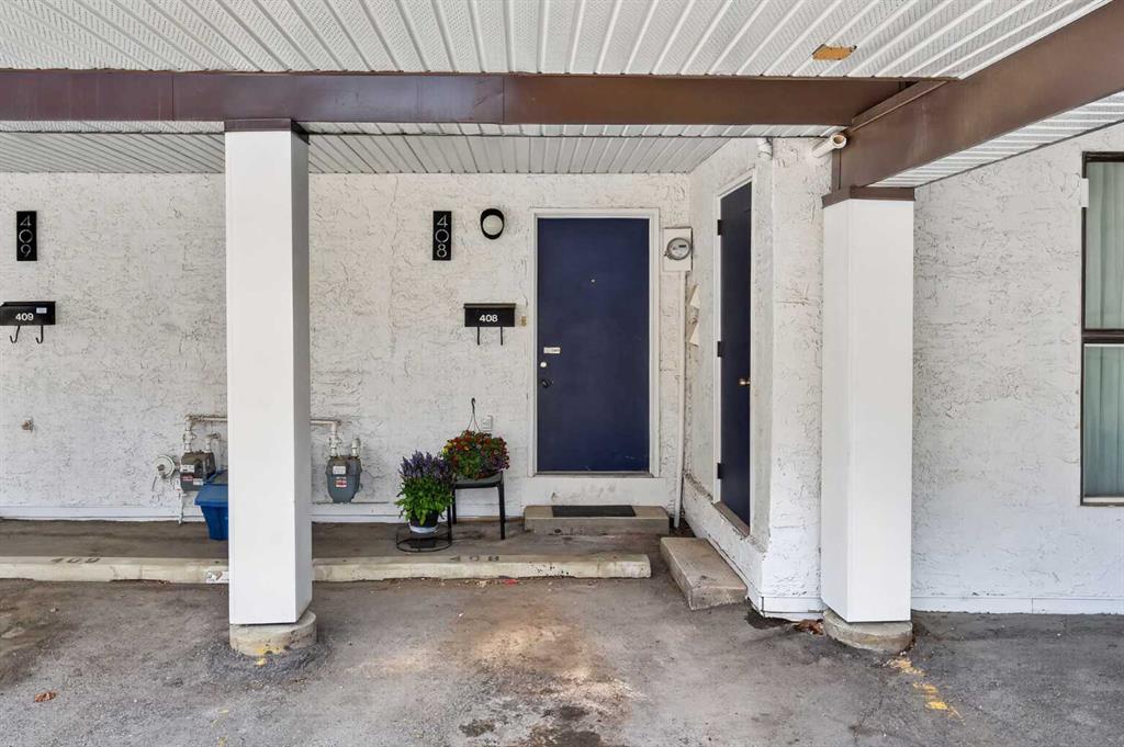 2520 Palliser Drive SW #408 photo 2