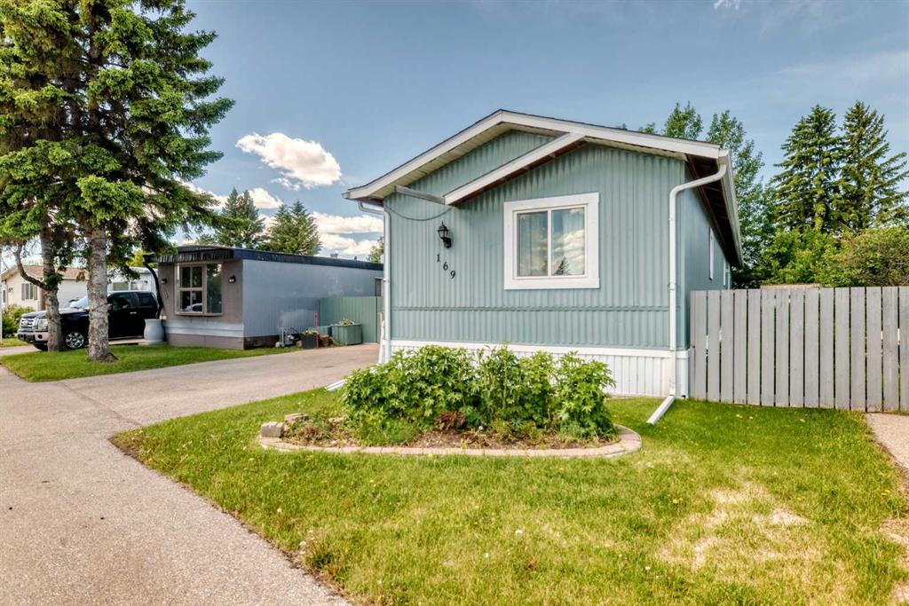 6724 17 Avenue SE #169 photo 3
