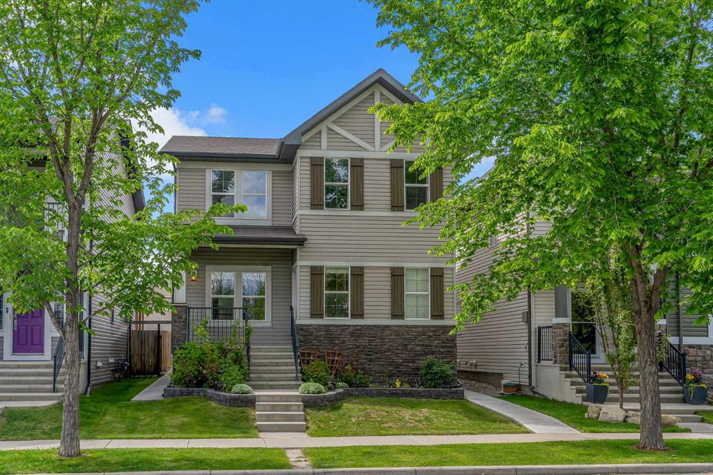 240 Elgin Meadows Way SE