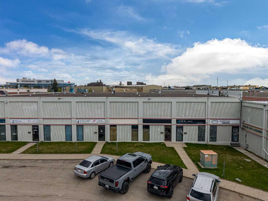 2219 35 Avenue NE #13 photo 3