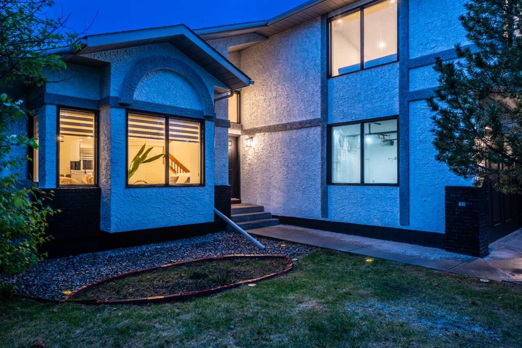 8266 Edgebrook Drive photo 2