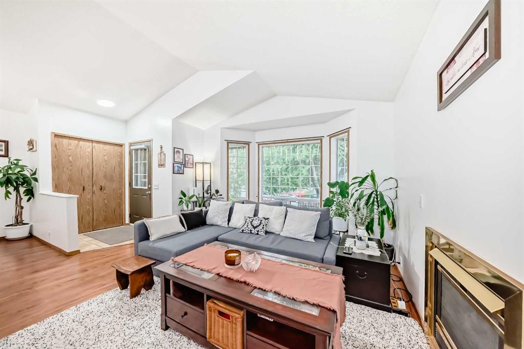 16 Martinridge Way photo 4