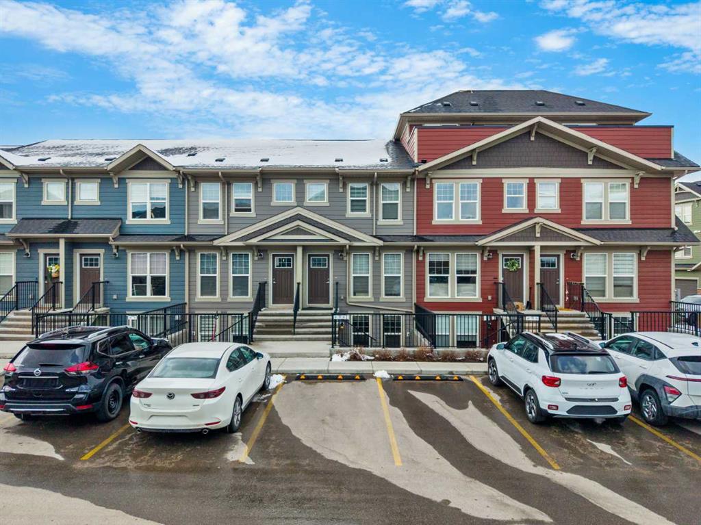 167 Cranbrook Square SE photo 2
