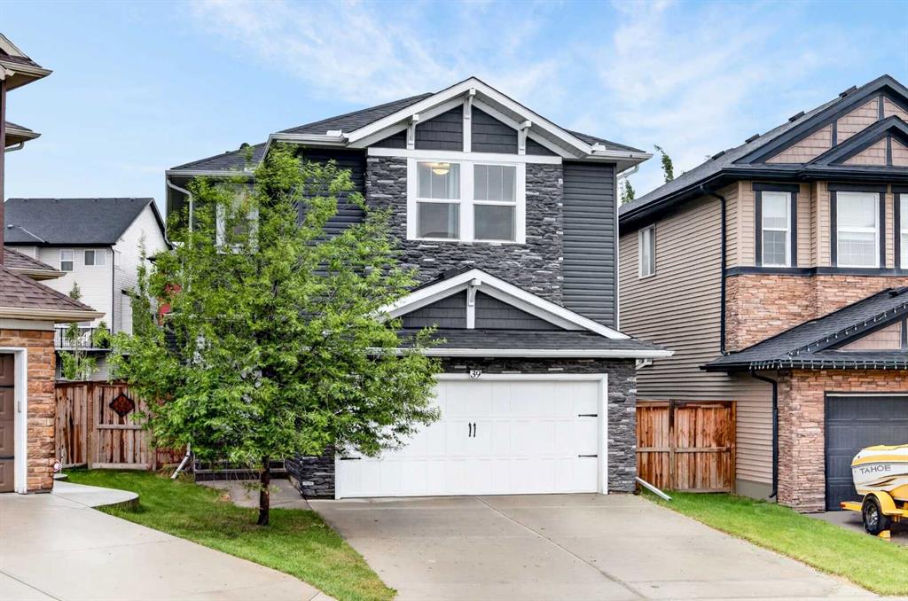 39 Nolanfield Crescent NW photo 2