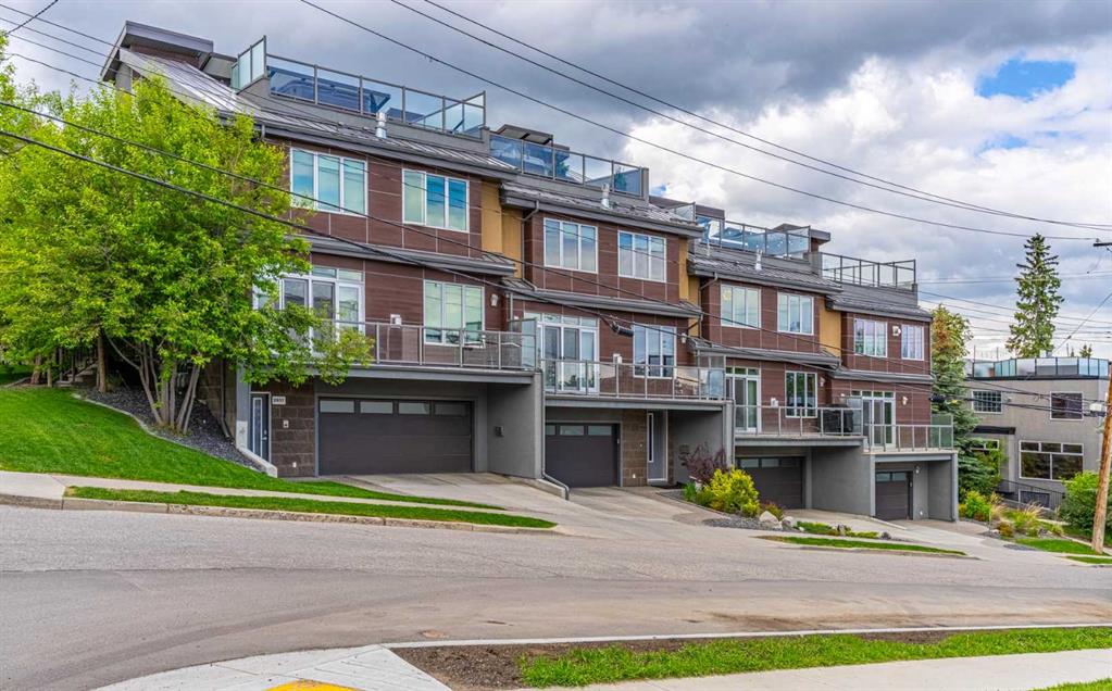 2929 17 Street SW photo 2