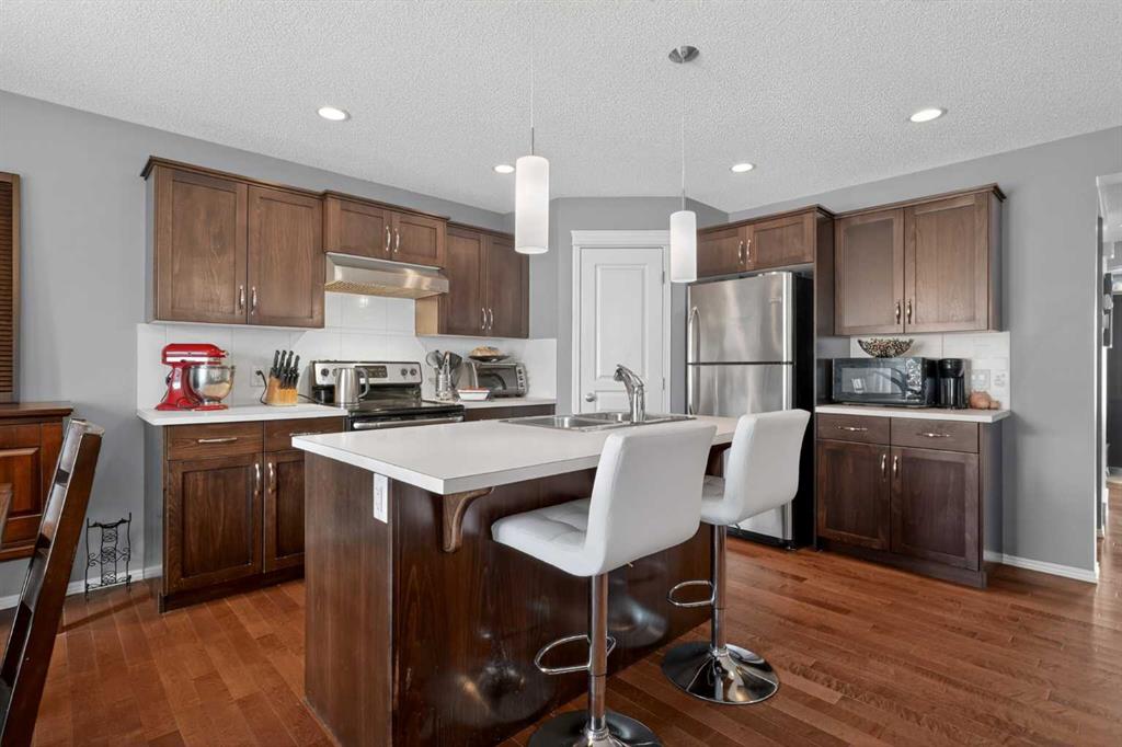 101 Elgin Meadows Manor SE photo 2