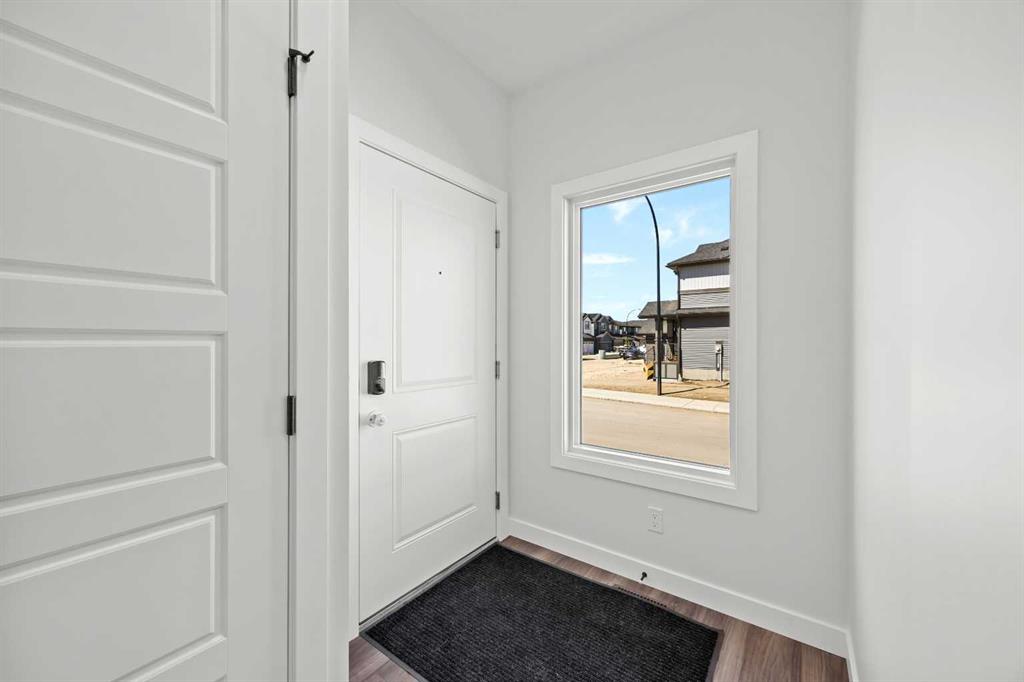 215 Sora Terrace SE photo 3