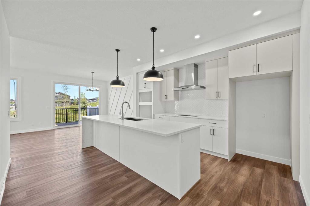 215 Sora Terrace SE photo 5
