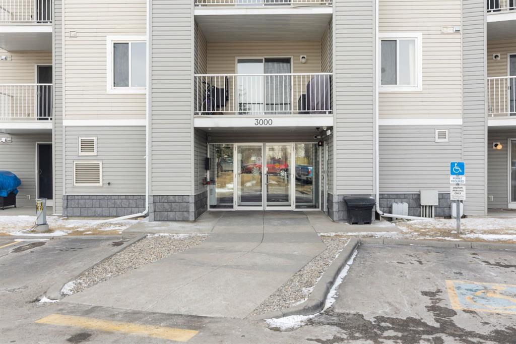 1620 70 Street SE #3111 photo 2