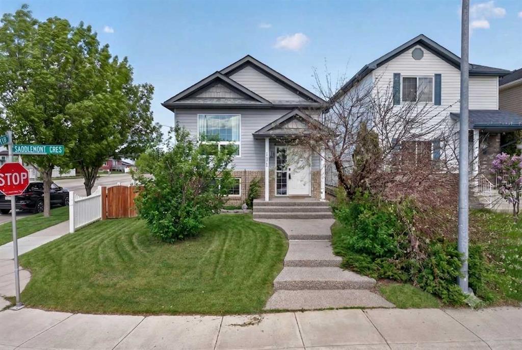 171 Saddlemont Crescent NE photo 2
