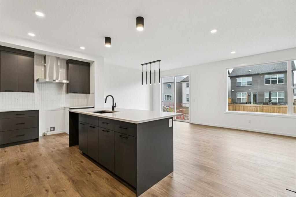 138 Sugarsnap Street SE photo 4