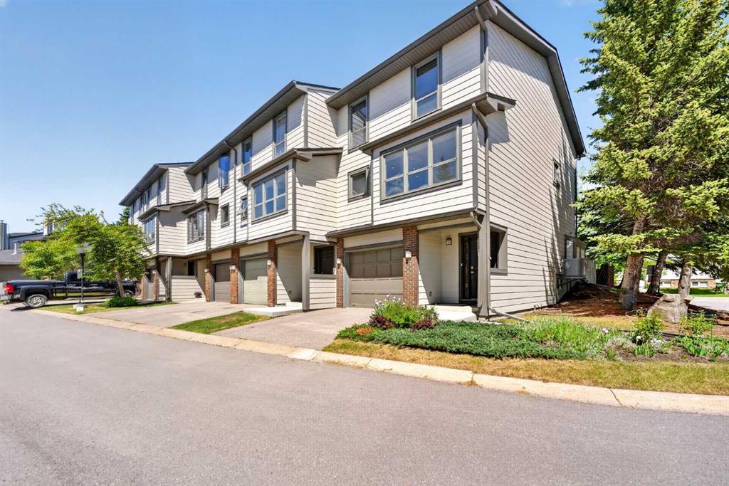 185 Woodridge Drive SW #1