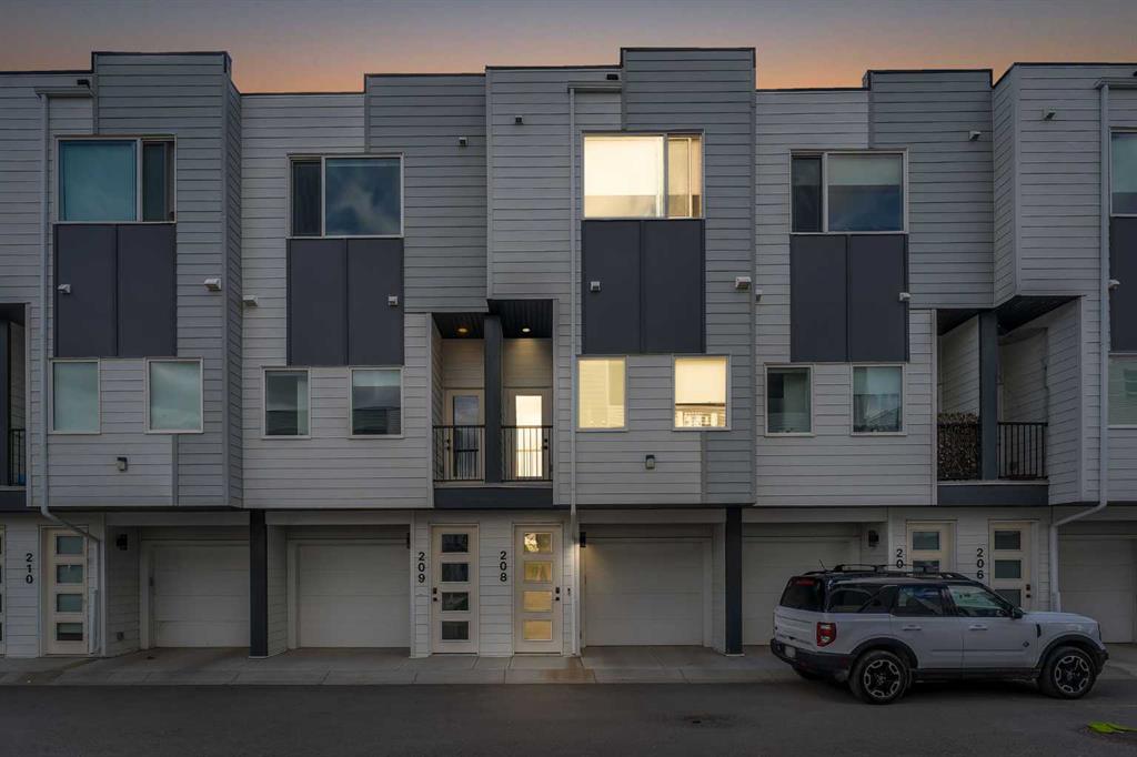 101 Panatella Square NW #208