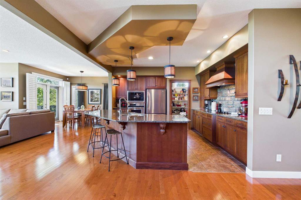 39 Tuscany Glen Place NW photo 4