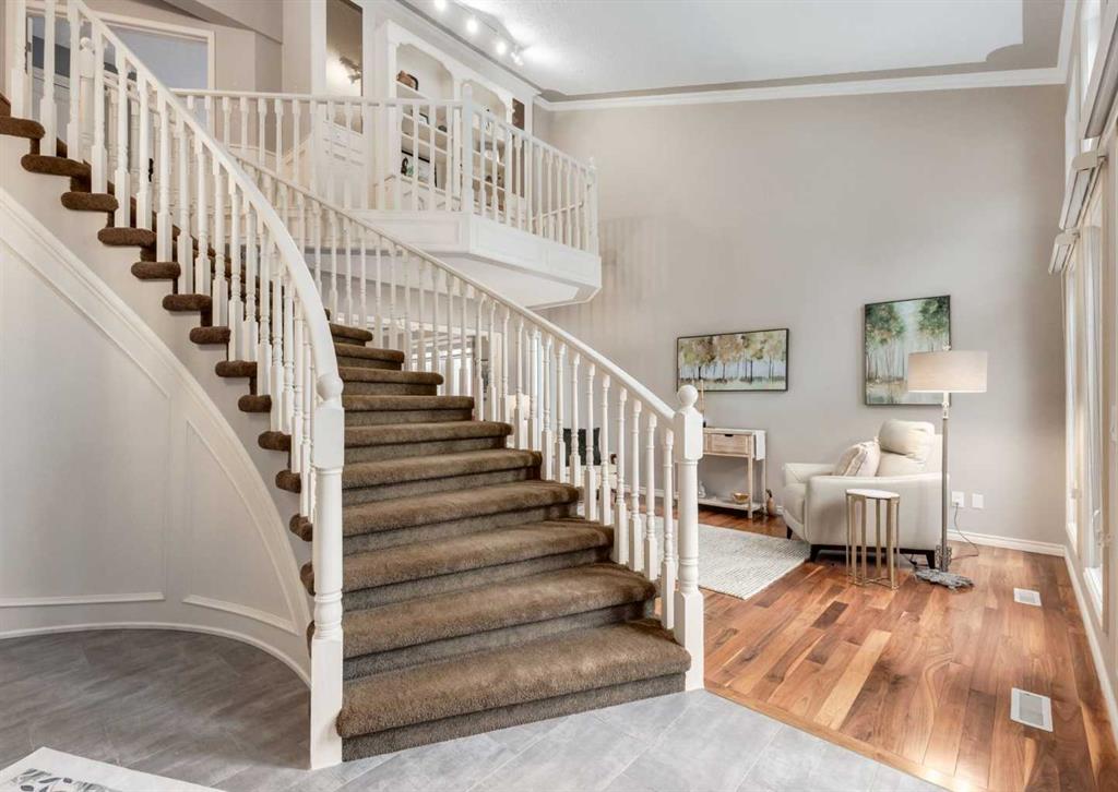 40 Edgemont Court NW photo 4