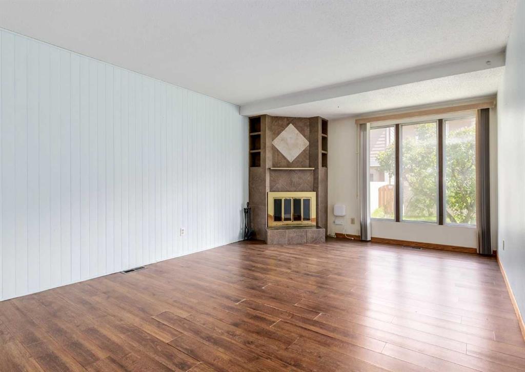 4550 47 Street SW #502 photo 3