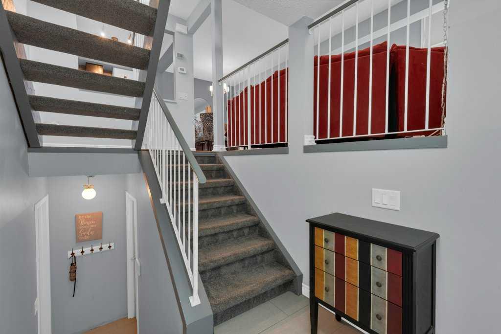 11 Stradwick Place SW photo 2