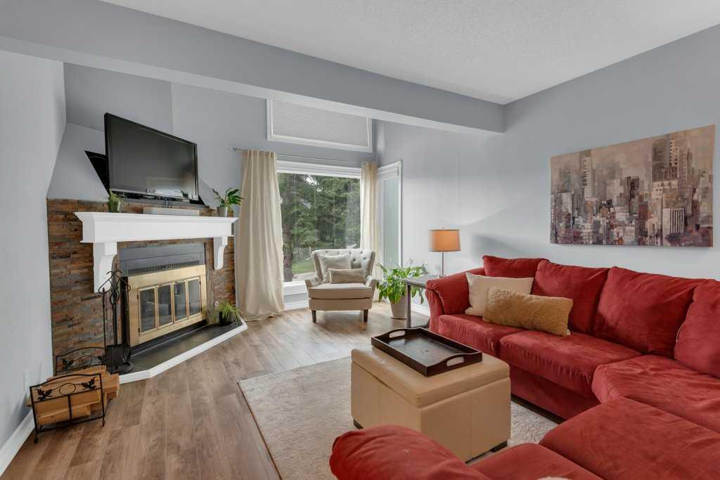 11 Stradwick Place SW photo 4