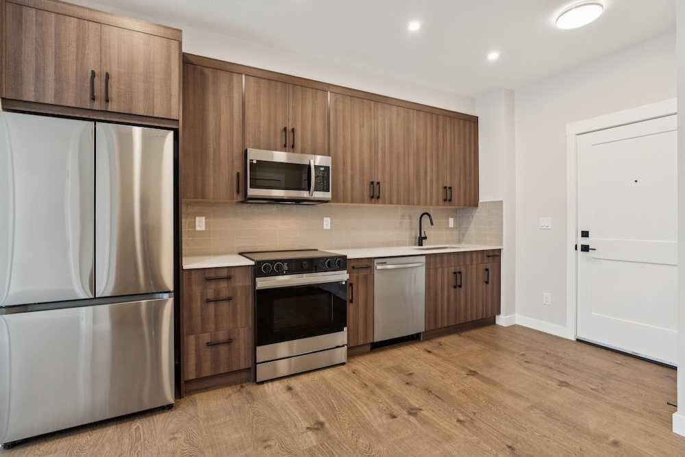 14910 1 Street NW #1215 photo 3