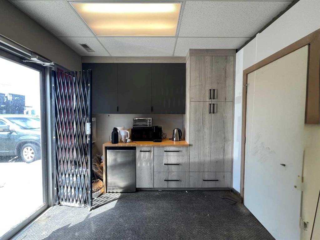 2820 Centre Avenue NE #14 photo 2