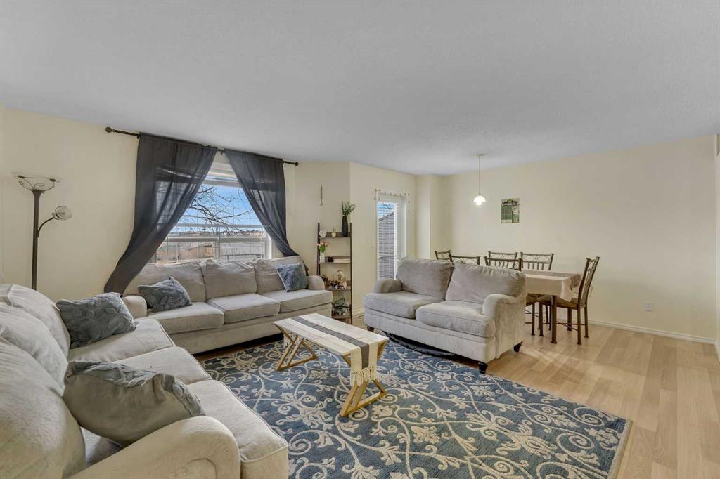 256 Taracove Place photo 3