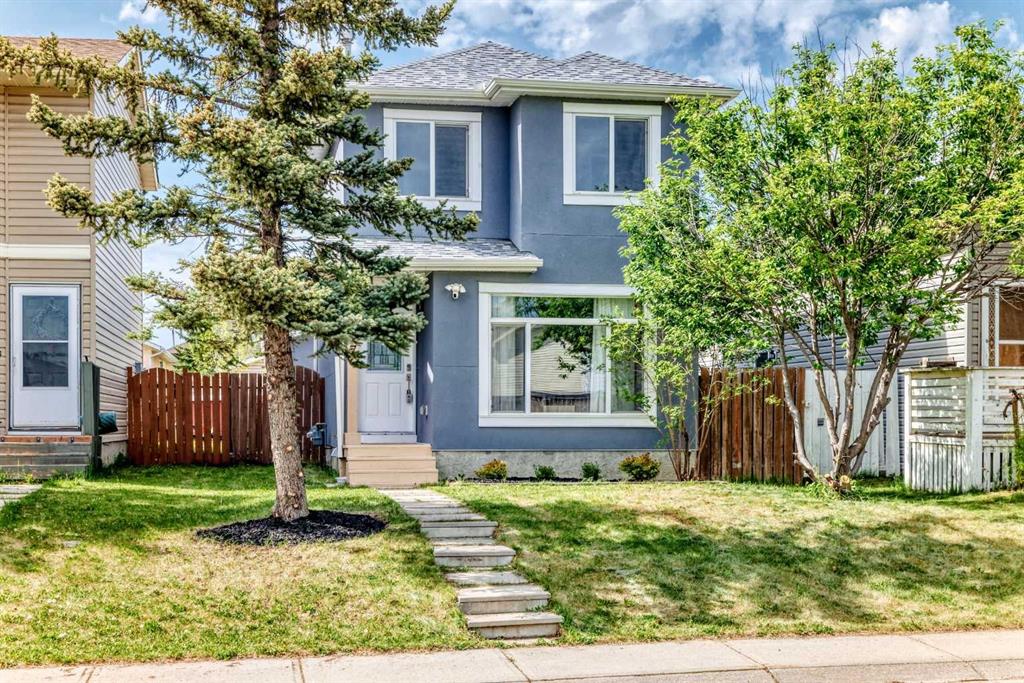 7 Martinview Crescent NE photo 2