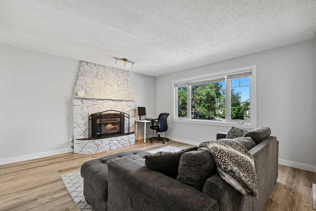 309 Olympia Drive SE photo 4