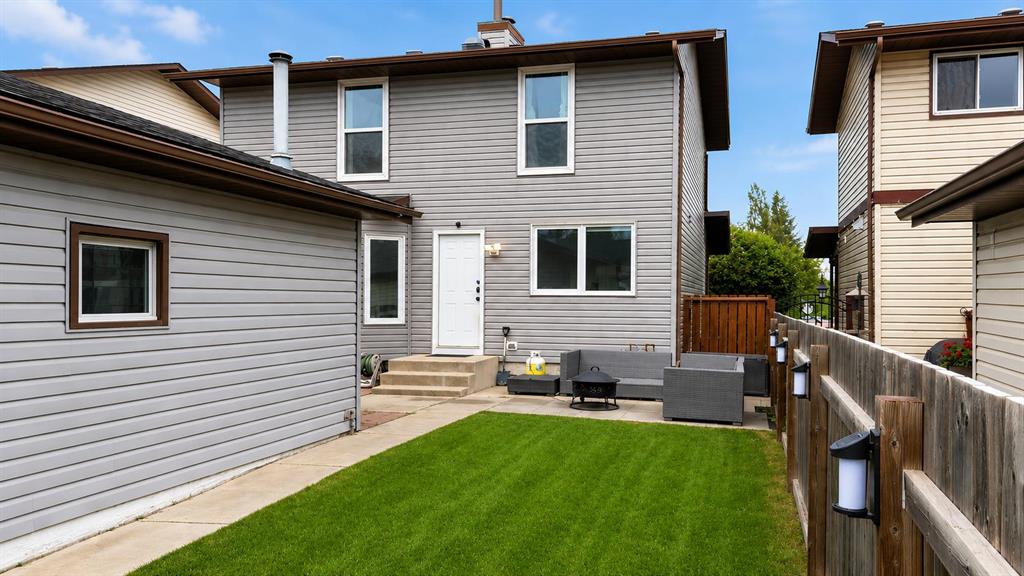 2129 Summerfield Boulevard SE photo 5