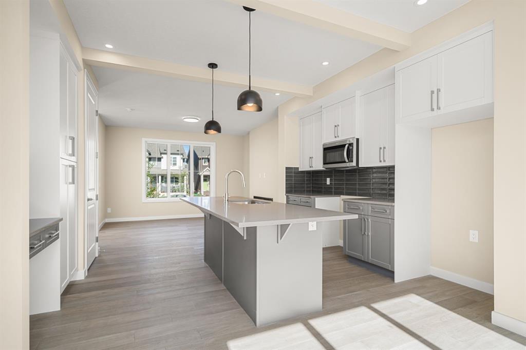 388 Sora Boulevard SE photo 4