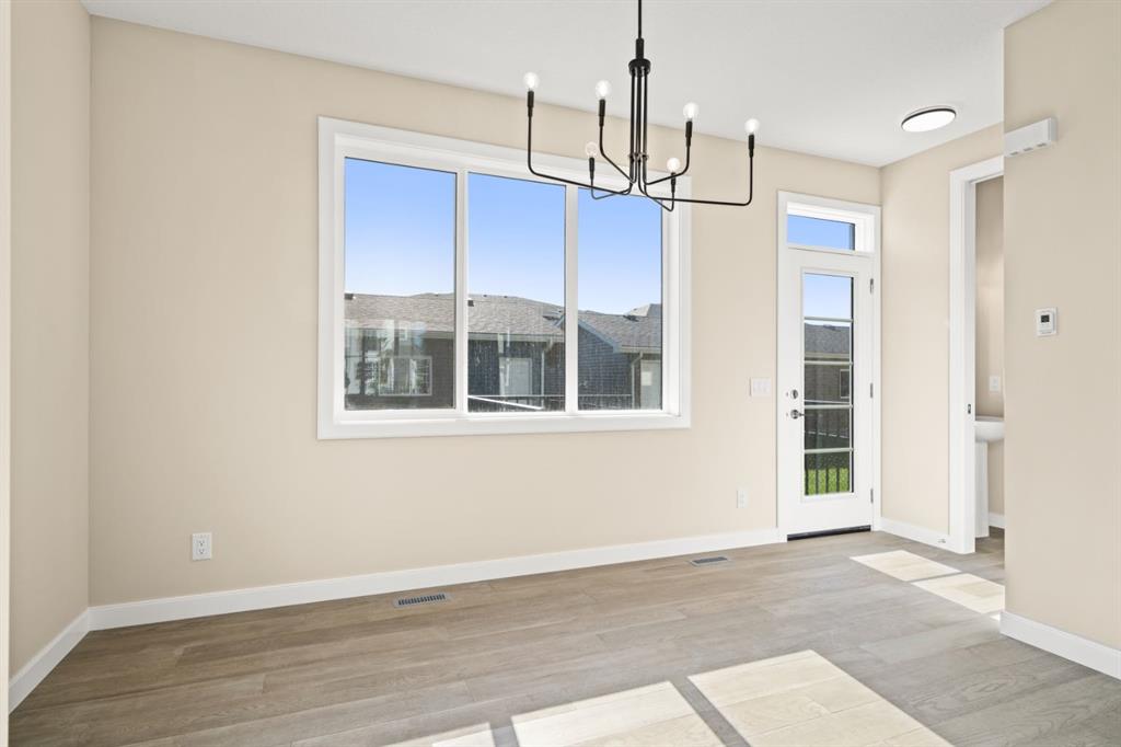 388 Sora Boulevard SE photo 5