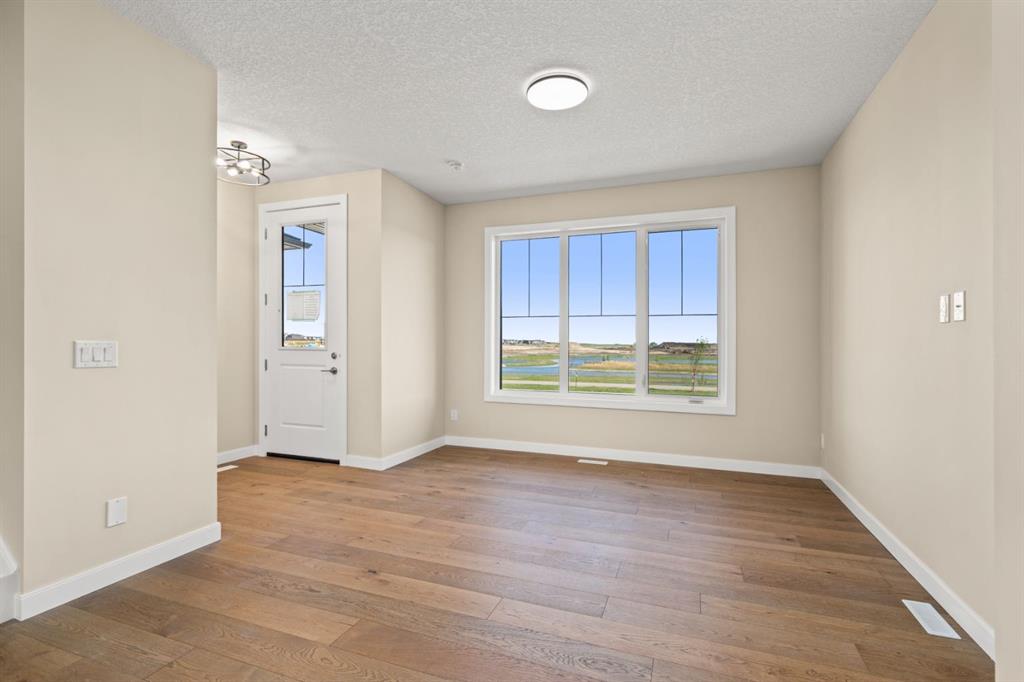640 Sora Boulevard SE photo 2